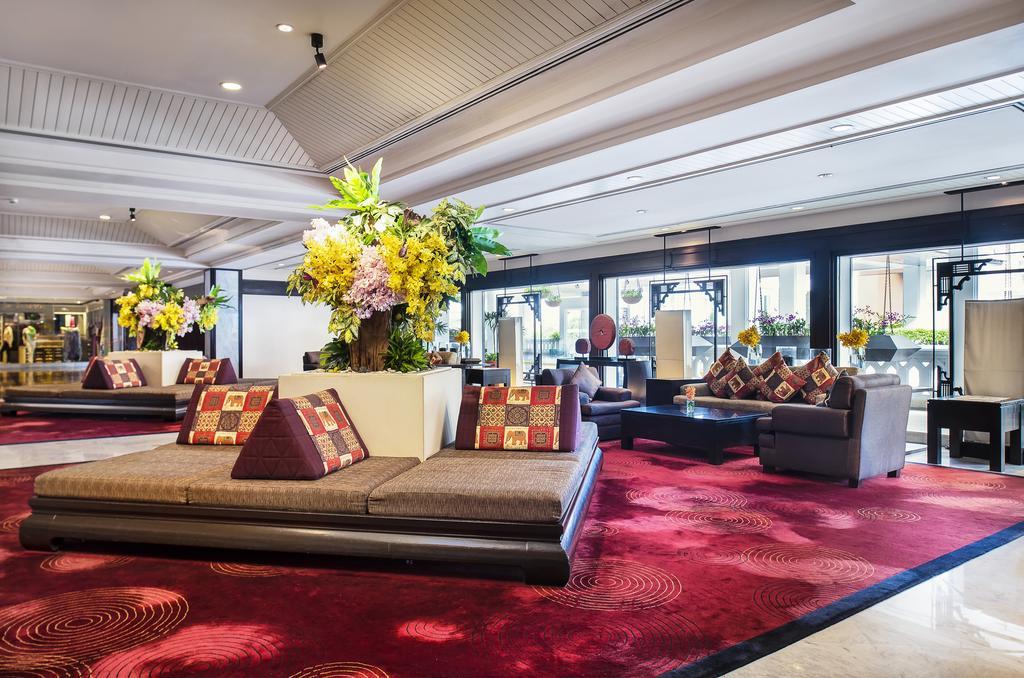 Anantara Riverside Bangkok Resort מראה חיצוני תמונה The lobby of the hotel